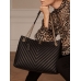 Сумка Victoria Secret The Victoria Shoulder Tote Bag, Black Lily