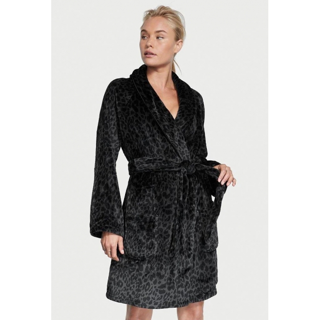 Халат Вікторія Сикрет Plush Short Cozy Robe, Black Leopard