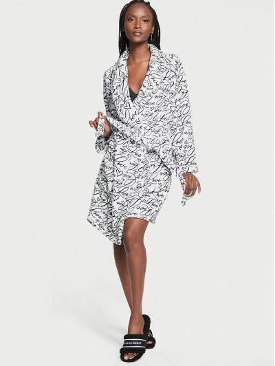 Халат Victoria's Secret Plush Short Cozy Robe, Білий з серцями