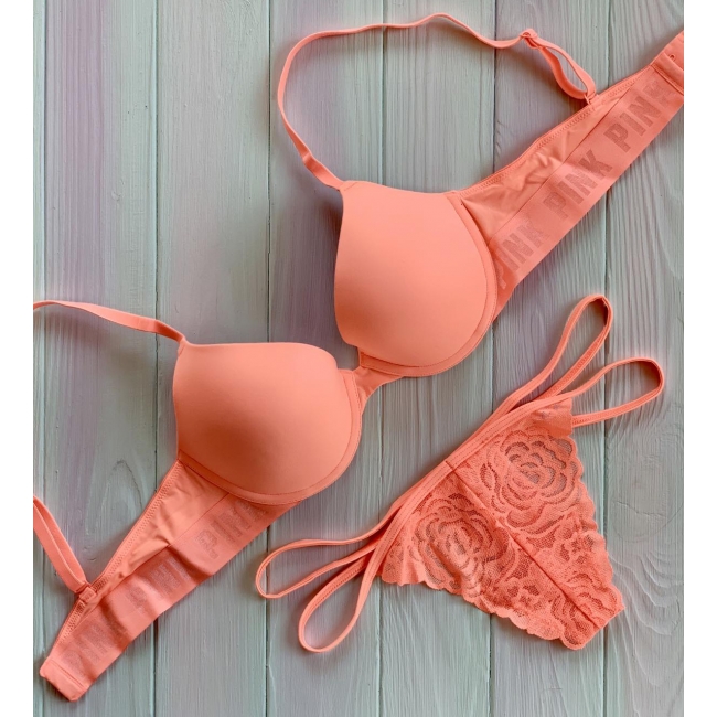 Комплект Victoria's Secret PINK Wear Everywhere Push-Up Bra & Lace Thong