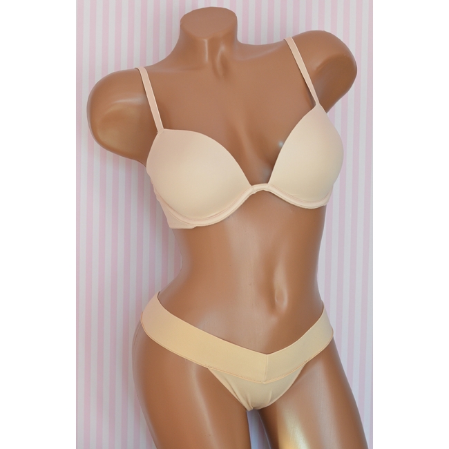 Комплект Victoria's Secret PINK Wear Everywhere Push-Up Bra & Thong