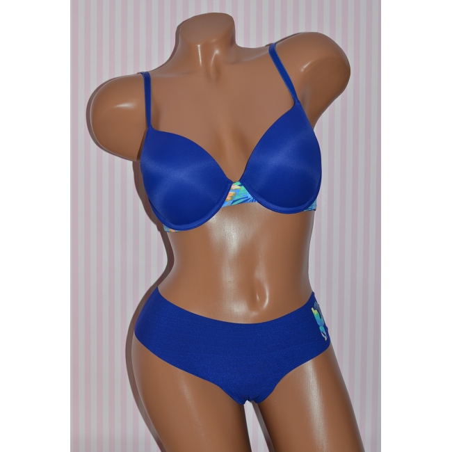 Комплект Victoria's Secret PINK Wear Everywhere Push-Up Bra & Thong