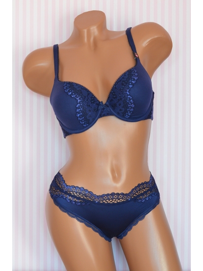 Комплект Victoria's Secret Very Sexy Perfect Shape Full Coverage Bra & Lace-back Thong Panty