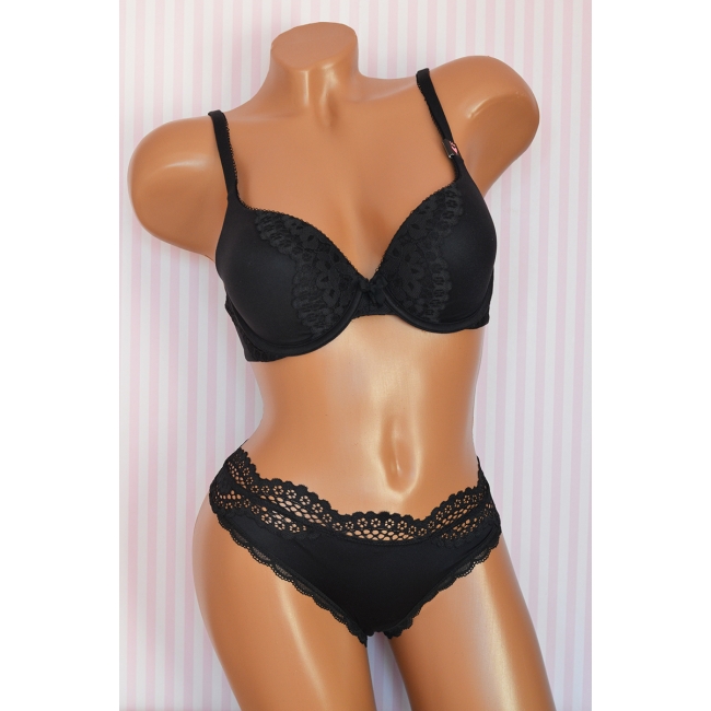 Комплект Victoria's Secret Very Sexy Perfect Shape Full Coverage Bra & Lace-back Thong Panty