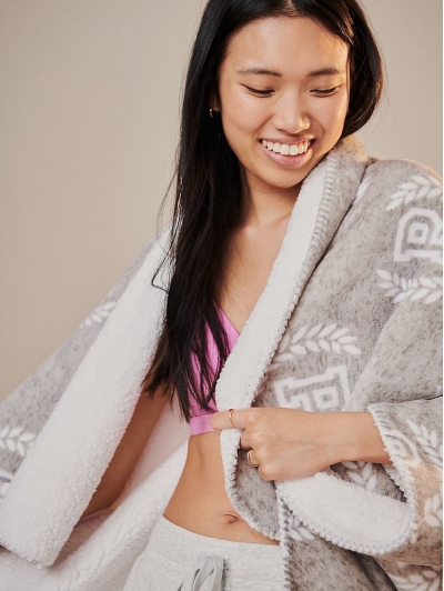 Плед VICTORIA'S SECRET Sherpa Blanket, Grey