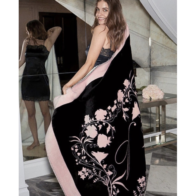 Плед VICTORIA'S SECRET Sherpa Blanket